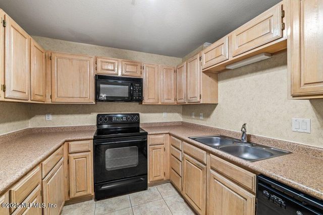 10150 BELLE RIVE Boulevard 303, Jacksonville, FL 32256