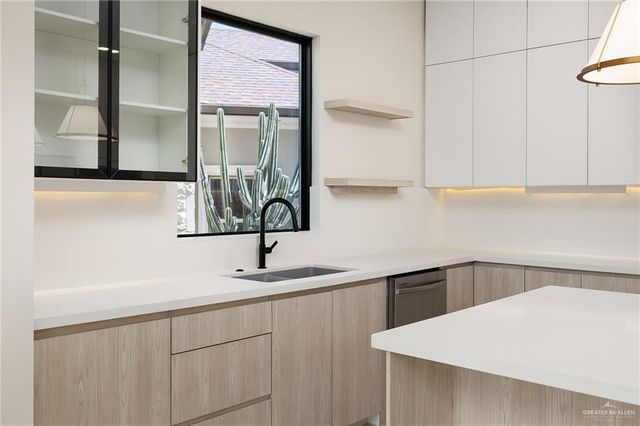 2606 Vancouver Avenue, Edinburg, TX 78539