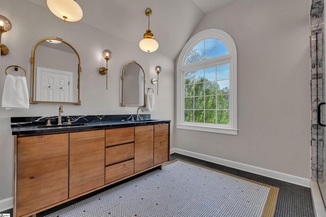 400 Ladykirk Lane, Greer, SC 29650