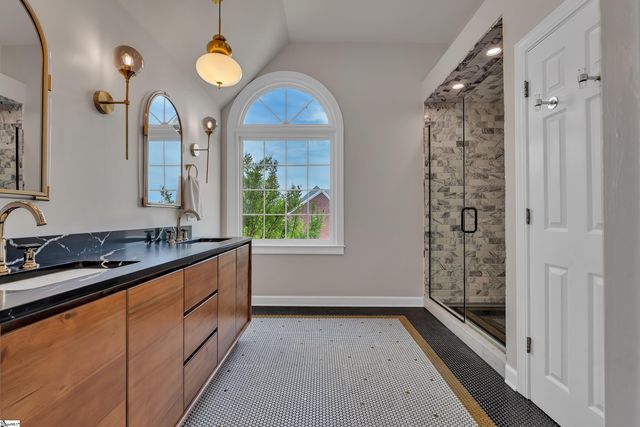 400 Ladykirk Lane, Greer, SC 29650