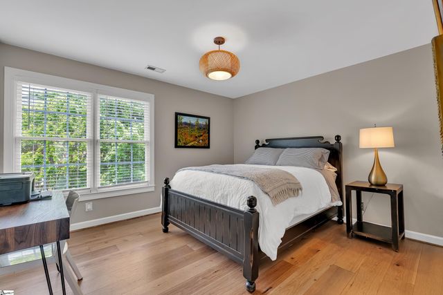 400 Ladykirk Lane, Greer, SC 29650