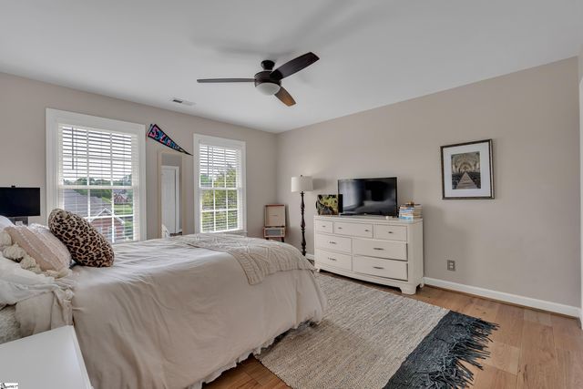 400 Ladykirk Lane, Greer, SC 29650