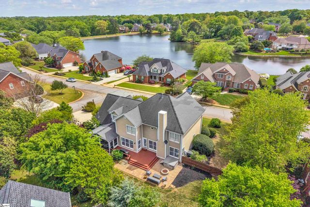 400 Ladykirk Lane, Greer, SC 29650