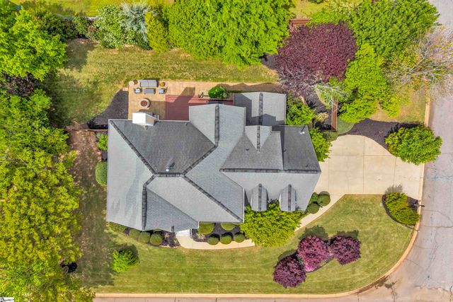 400 Ladykirk Lane, Greer, SC 29650