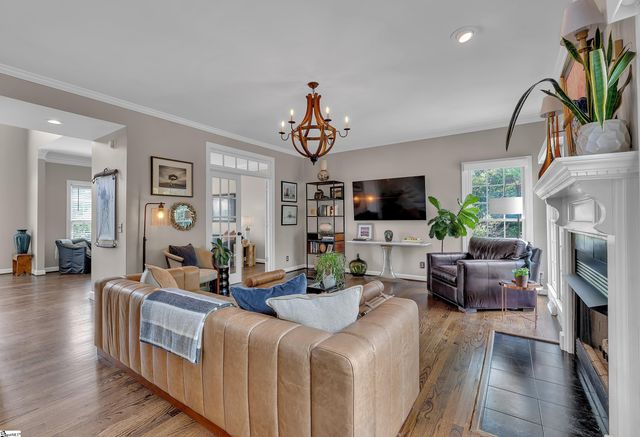 400 Ladykirk Lane, Greer, SC 29650