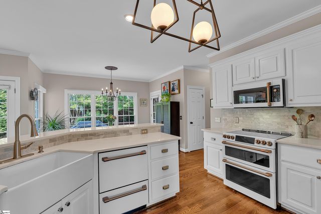 400 Ladykirk Lane, Greer, SC 29650