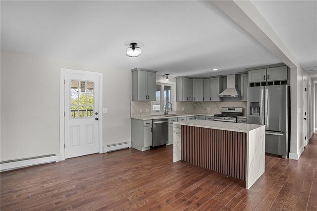 5 Katherine Drive, Johnston, RI 02919