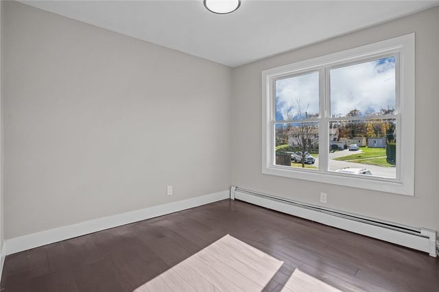 5 Katherine Drive, Johnston, RI 02919