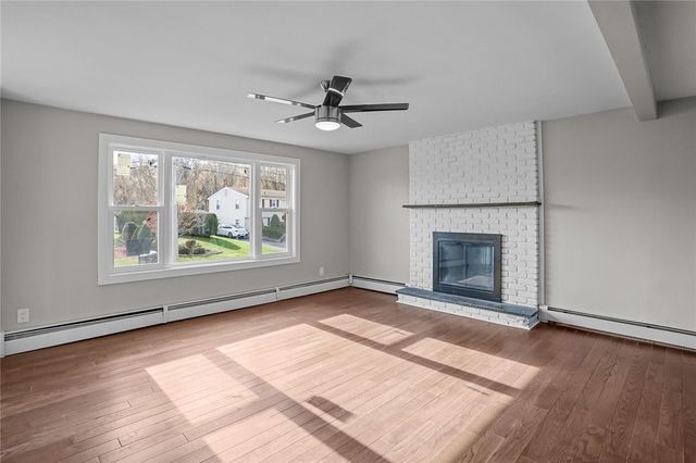 5 Katherine Drive, Johnston, RI 02919