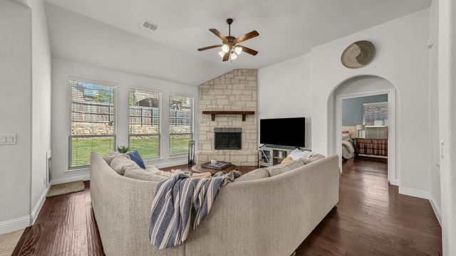 413 Sagebrush Drive, Aledo, TX 76008