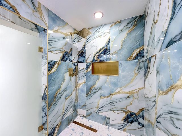 1506 S OREGON CIRCLE, Tampa, FL 33612