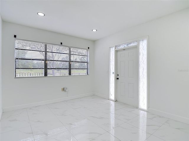 1506 S OREGON CIRCLE, Tampa, FL 33612