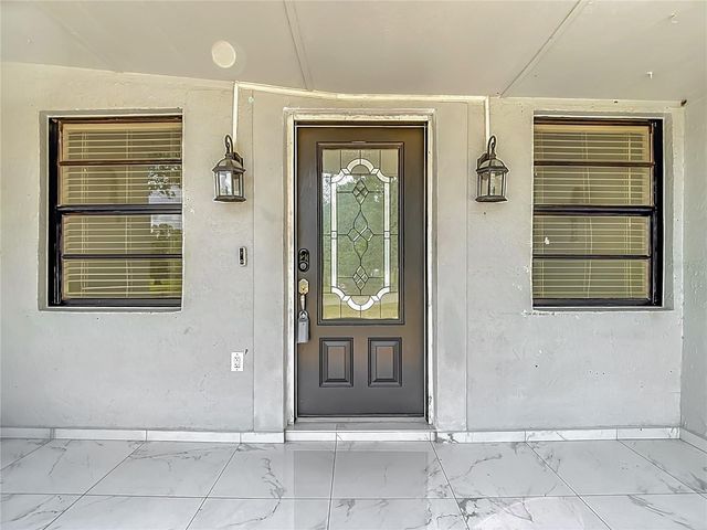 1506 S OREGON CIRCLE, Tampa, FL 33612