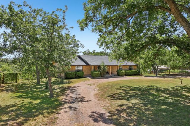 504 Perkins ST, Bastrop, TX 78602