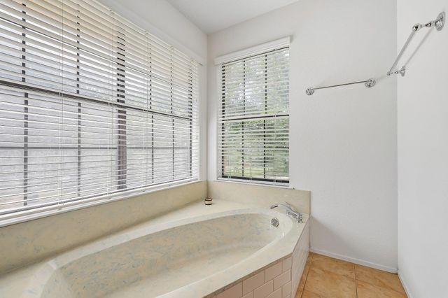 504 Perkins ST, Bastrop, TX 78602