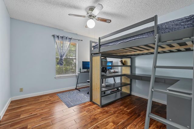 504 Perkins ST, Bastrop, TX 78602