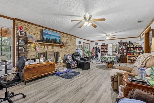 504 Perkins ST, Bastrop, TX 78602