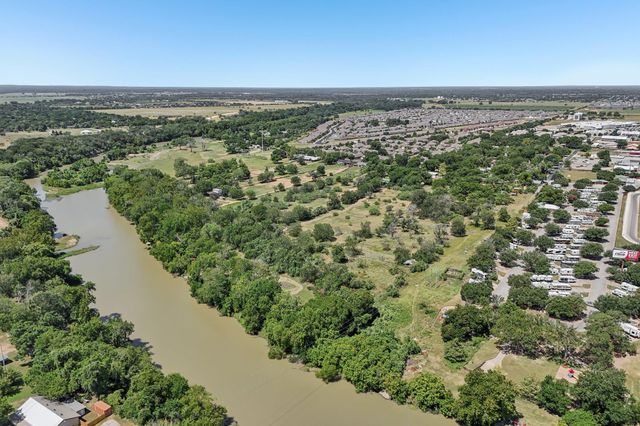 504 Perkins ST, Bastrop, TX 78602