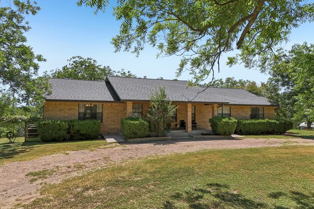 504 Perkins ST, Bastrop, TX 78602