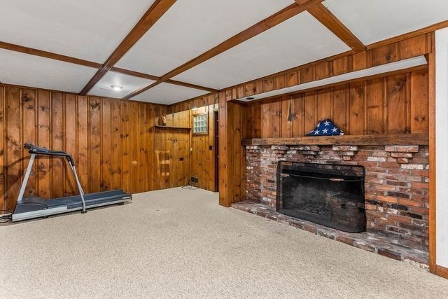 15 Cleveland St, Norfolk, MA 02056