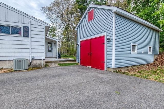 15 Cleveland St, Norfolk, MA 02056