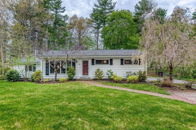 15 Cleveland St, Norfolk, MA 02056