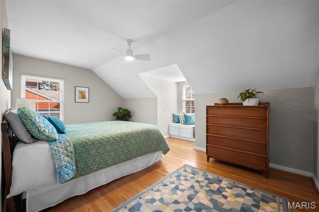 9135 Pine Avenue, Brentwood, MO 63144