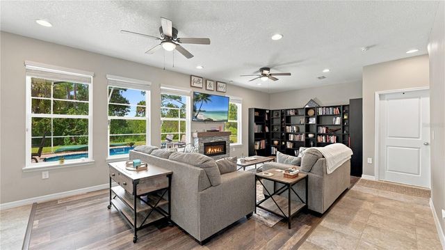 15111 LAS OLAS PLACE, Bradenton, FL 34212