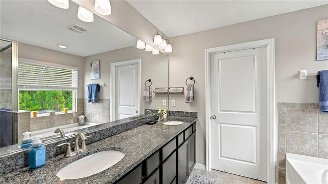 15111 LAS OLAS PLACE, Bradenton, FL 34212