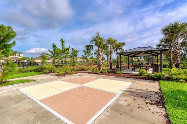 15111 LAS OLAS PLACE, Bradenton, FL 34212
