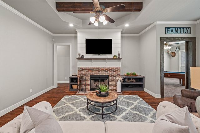 104 Lagrange Court, Weatherford, TX 76088