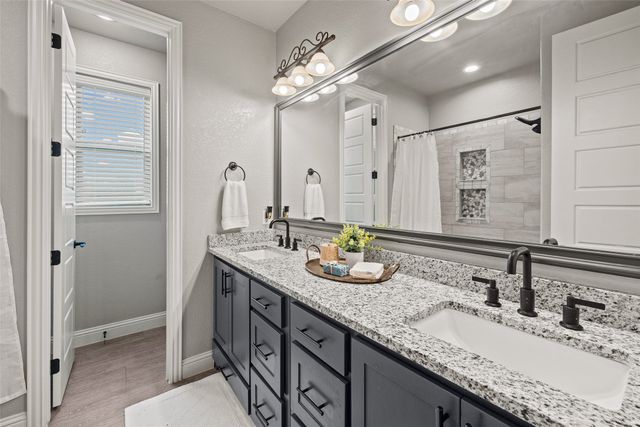 104 Lagrange Court, Weatherford, TX 76088
