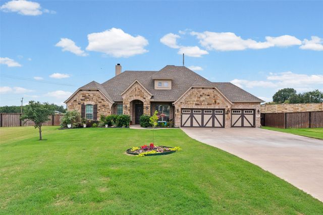 104 Lagrange Court, Weatherford, TX 76088