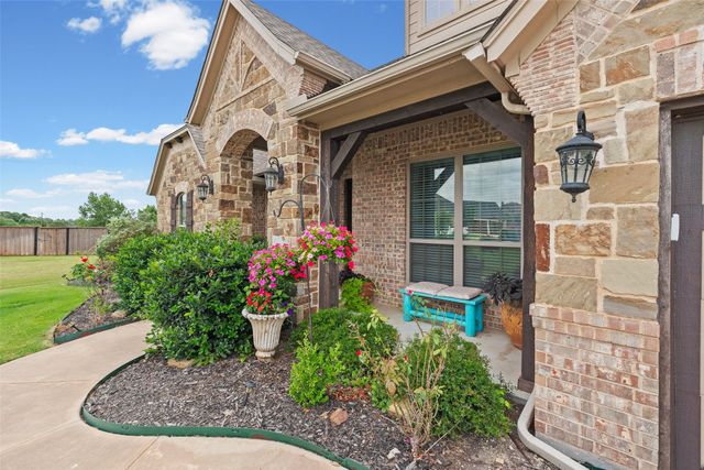 104 Lagrange Court, Weatherford, TX 76088