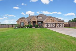 104 Lagrange Court, Weatherford, TX 76088