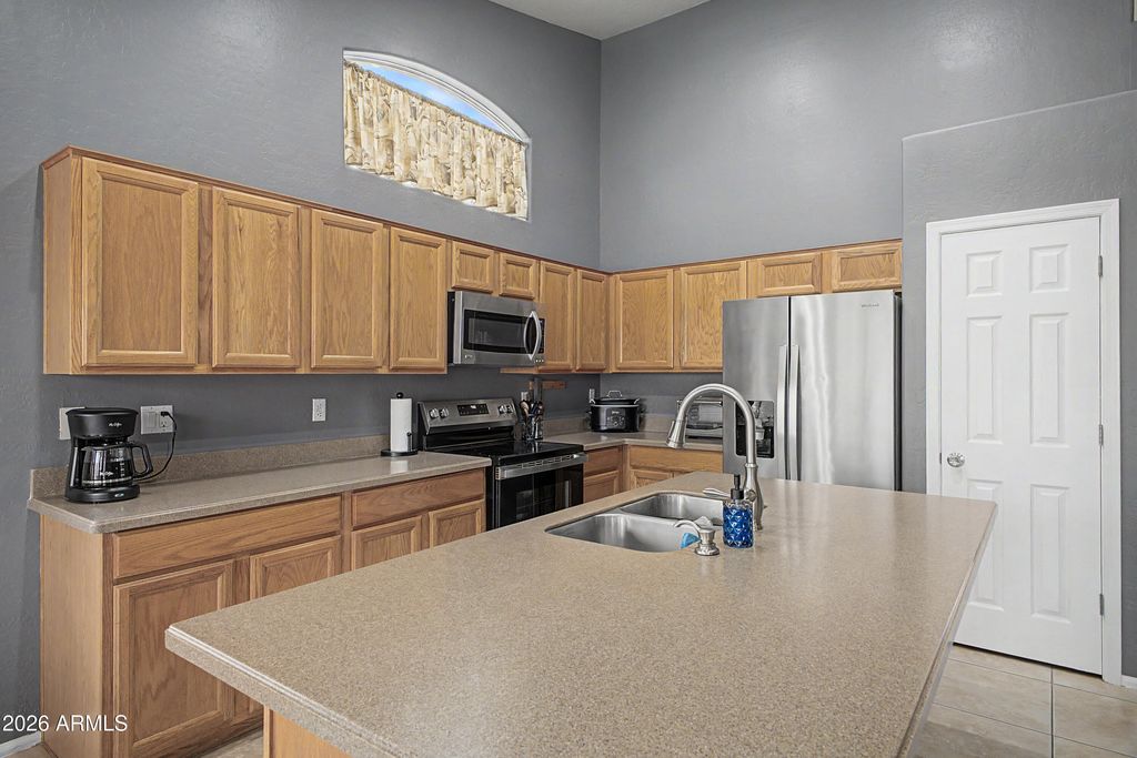 Image 11 of property listing at 2246 S REVOLTA --, Mesa, AZ 85209