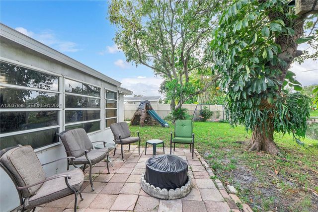 7560 Granada Boulevard, Miramar, FL 33023