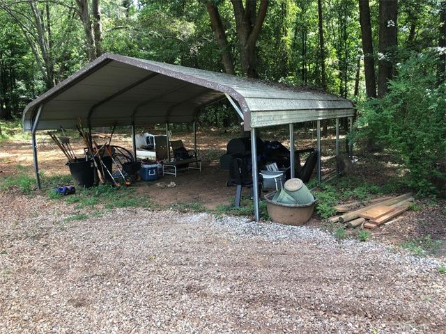 119 HAYNIE Avenue, Iva, SC 29655