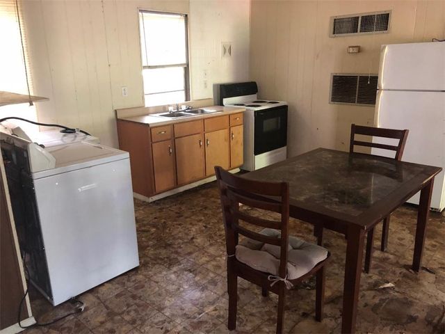 119 HAYNIE Avenue, Iva, SC 29655