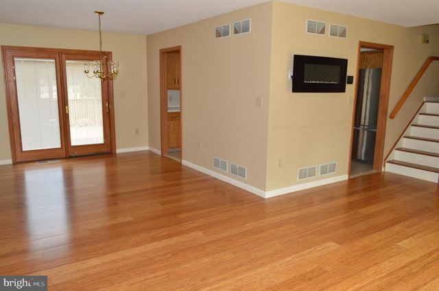 88 PARK AVE, Coatesville, PA 19320