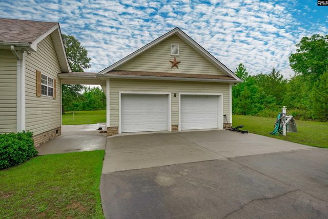 235 Sorin Circle, Elloree, SC 29047