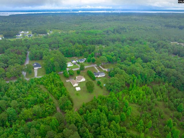 235 Sorin Circle, Elloree, SC 29047