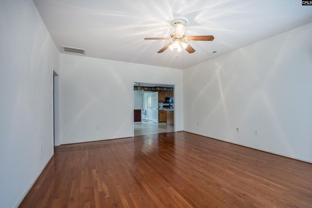 235 Sorin Circle, Elloree, SC 29047