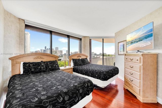 2000 Island Blvd 602, Aventura, FL 33160