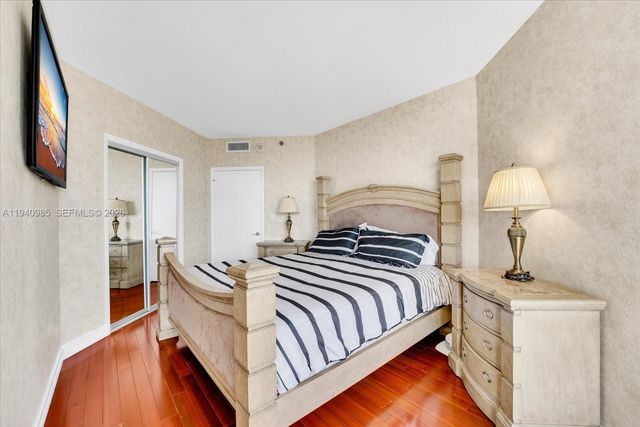 2000 Island Blvd 602, Aventura, FL 33160