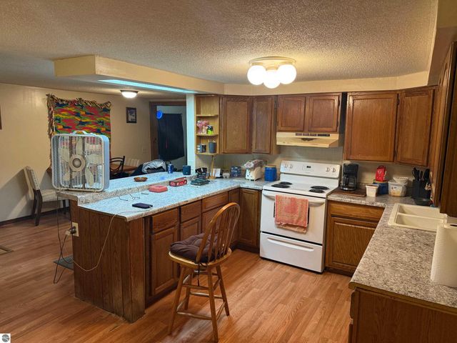 6329 N Lumberjack Road, Riverdale, MI 48877