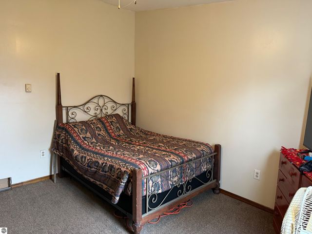 6329 N Lumberjack Road, Riverdale, MI 48877