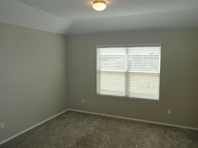 217 BRONCO BILLY DR, Jarrell, TX 76537