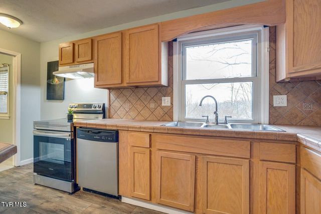 3912 Inwood Drive, Kingsport, TN 37664