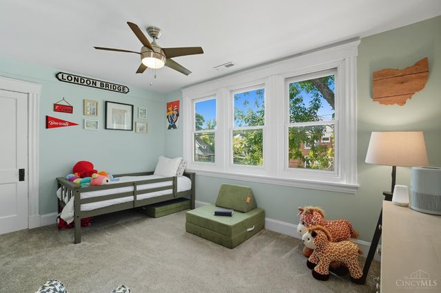 6006 Grand Vista Avenue, Cincinnati, OH 45213